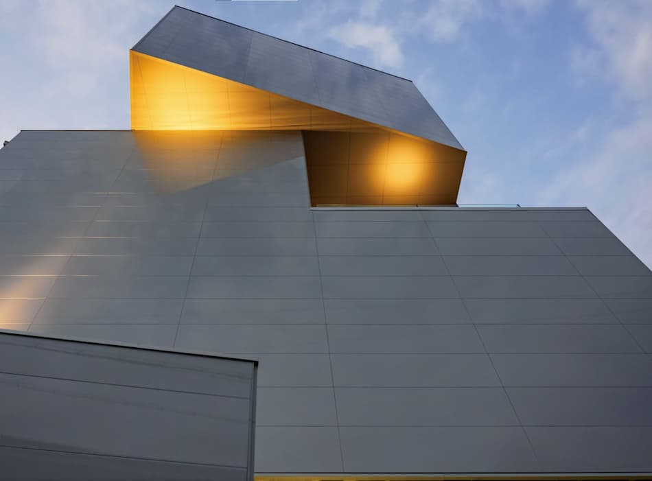 Серия панелей COOL от NICHIHA для современного фасадного оформления