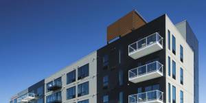 Примеры проектов многоквартирных домов с фасадами от Nichiha