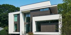 Примеры проектов частных домов, отделанных фасадными панелями Nichiha