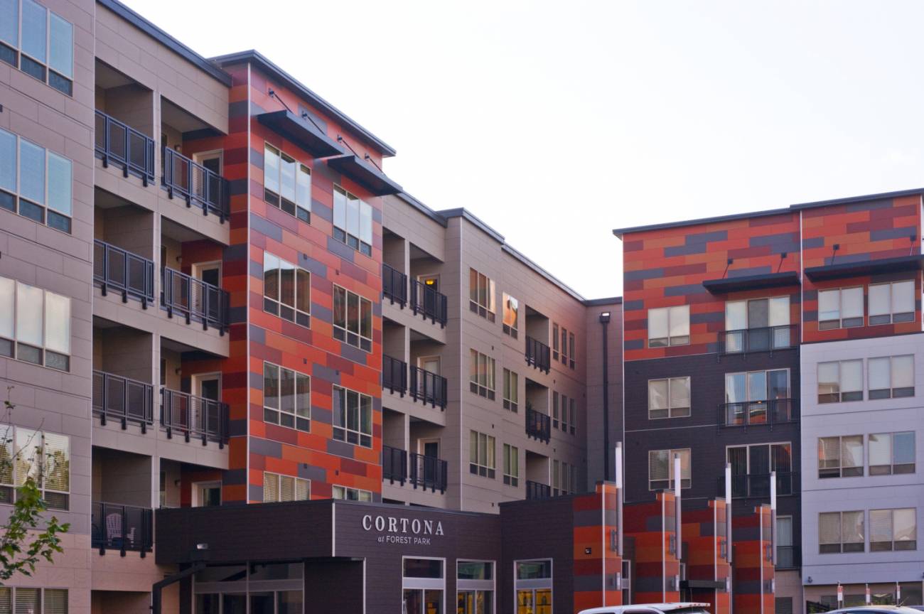 Примеры проектов и домов с фасадами от Nichiha